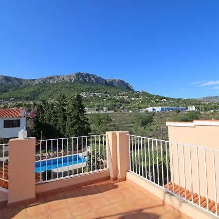 Sleeps 11 With Pool Air Con And Wifi فيلة كاليبي
