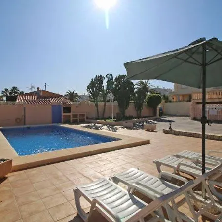 Sleeps 11 With Pool Air Con And Wifi * كاليبي