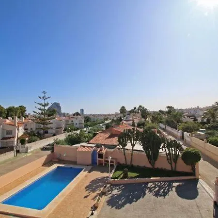 Sleeps 11 With Pool Air Con And Wifi كاليبي