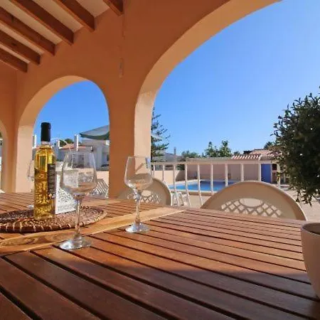 فيلة Sleeps 11 With Pool Air Con And Wifi